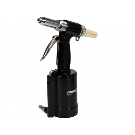 PNEUMATIC RIVETING TOOL